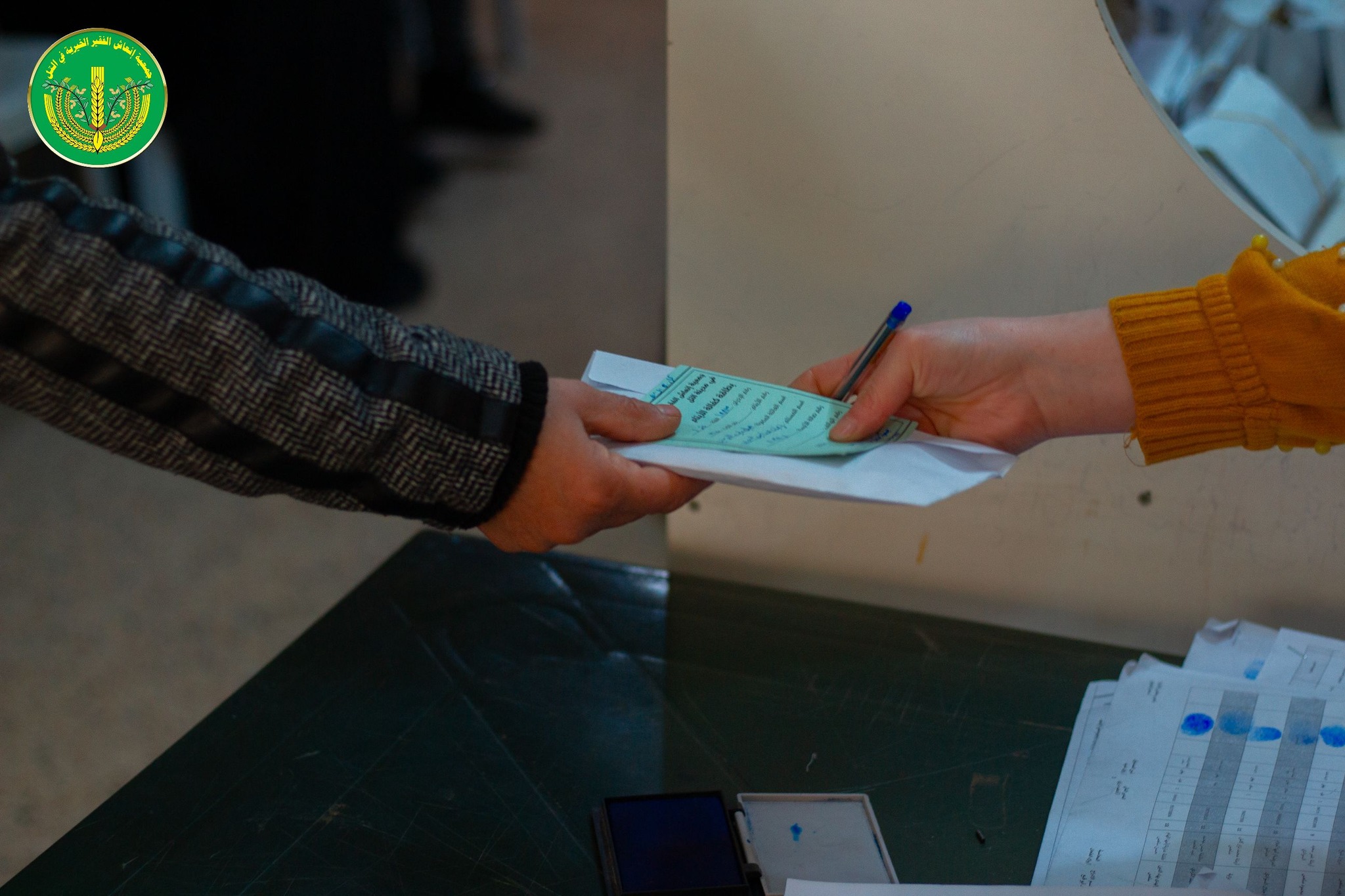 ✨💚لانتهاء من توزيع المساعدات المالية والعينية لشهر 12 للمدرجين والأيتام في الجمعية